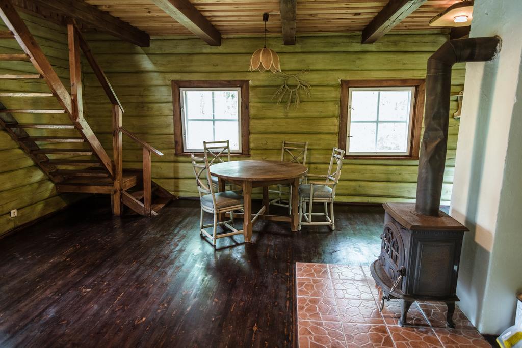 Vabalyne Guest House Vilkiskes Bagian luar foto